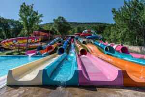 Découvrez les meilleurs campings en Ardèche avec parc aquatique pour 2024