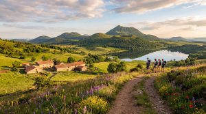 découvrez entauvergne.fr, votre portail incontournable pour explorer l'auvergne, ses paysages magnifiques, sa culture riche et ses activités incontournables. préparez votre visite dès maintenant !