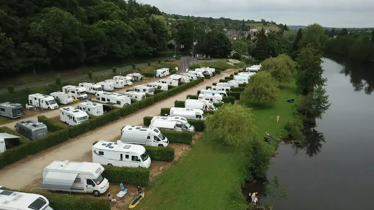 14-Pont-dOuilly-avec-CC