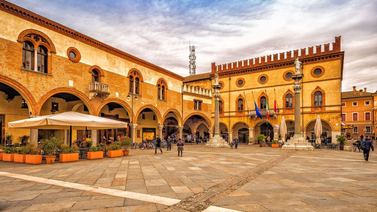 31011530-58f0-11e8-982b-0242ac11000d