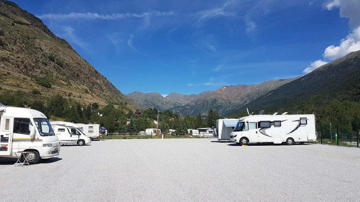 5b8f7bd67535ba40bc402469_66-porté-puymorens-aire-camping-car-park (5)