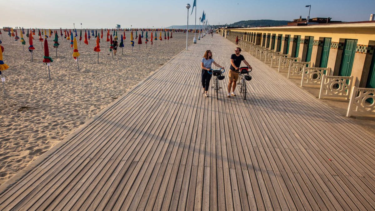 Plage_de_Deauville_a_velo-David_Darrault___La_Seine_a_velo_2019
