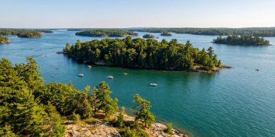 explorez tar island en ontario, une île pittoresque au cœur des mille-îles, et découvrez ses paysages naturels, ses activités de plein air et son histoire fascinante.