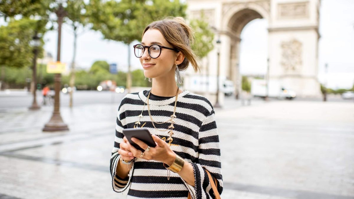 Business woman in Paris