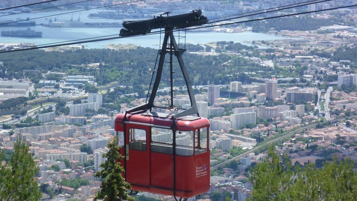 toulon en téléphérique